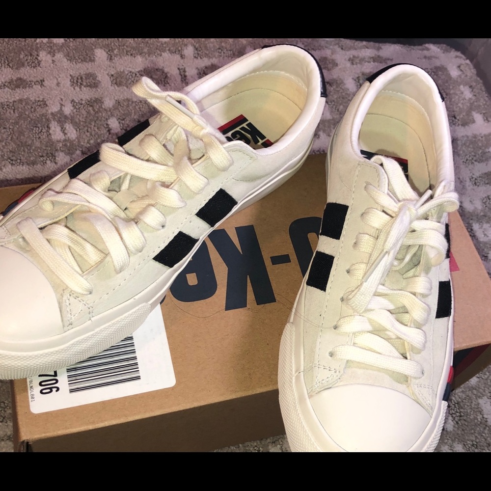 Pro Keds Men’s Suede 6M Sneakers